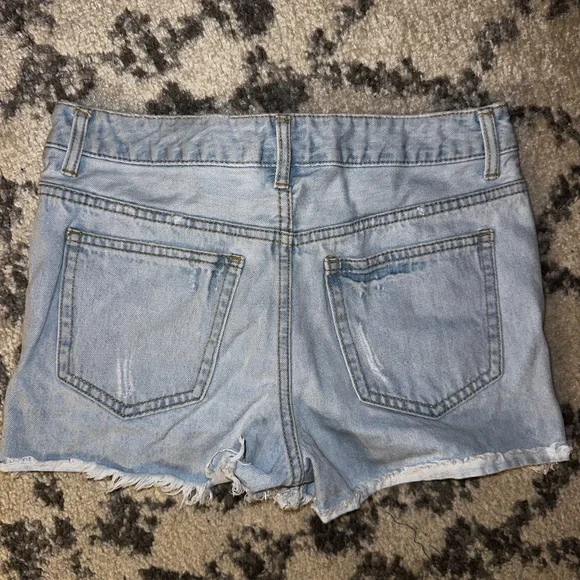 Jean shorts - Picture 3 of 3